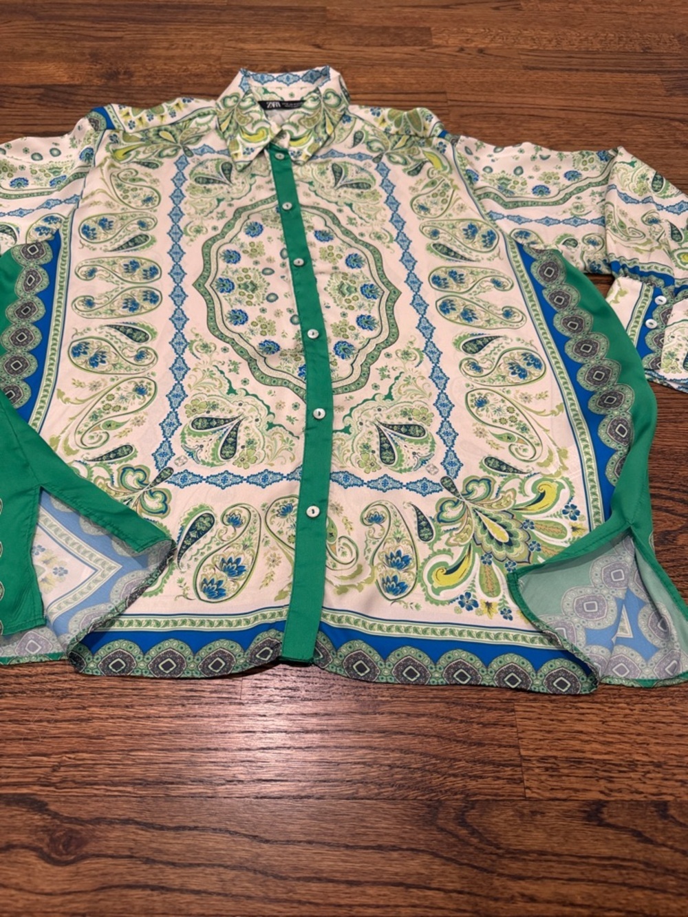 Vintage-Inspired Green Paisley Button-Down Shirt - Picture 4 of 6